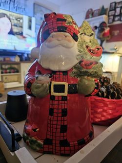 Ceramic Santa Claus Cookie Jar