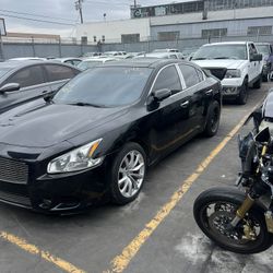 2012 Nissan Maxima Lx. 