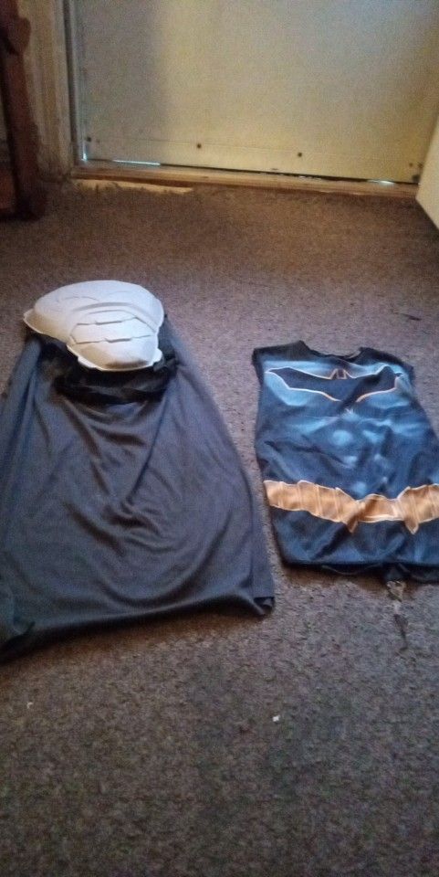 Boy Halloween Costumes Good Condition Size Small $8.00 Each
