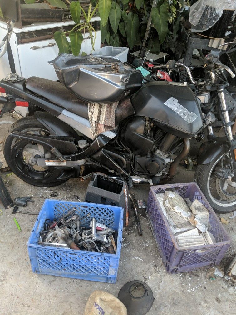 $800 Buell Blast