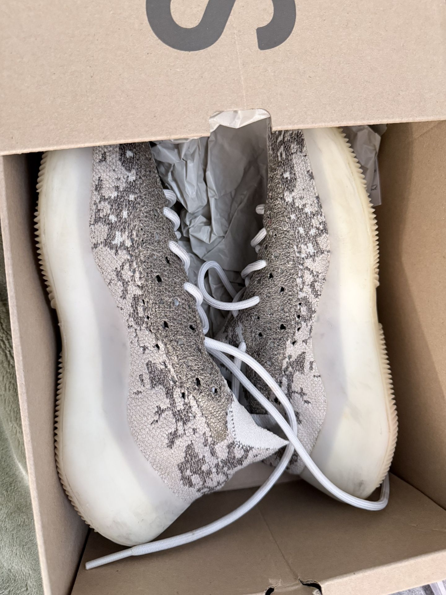 Yeezy boost 380