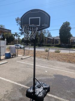 Spalding basketball court new!!!