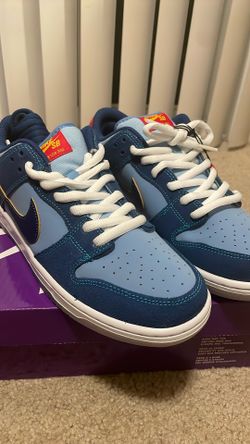 Nike SB Dunks - Size 9