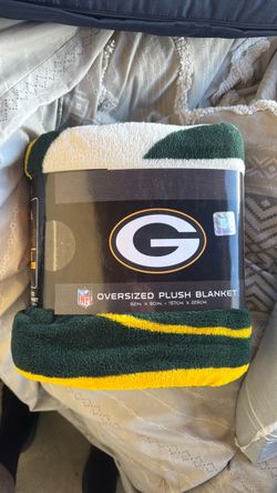Green Bay Packers NFL Oversized Plush Blanket