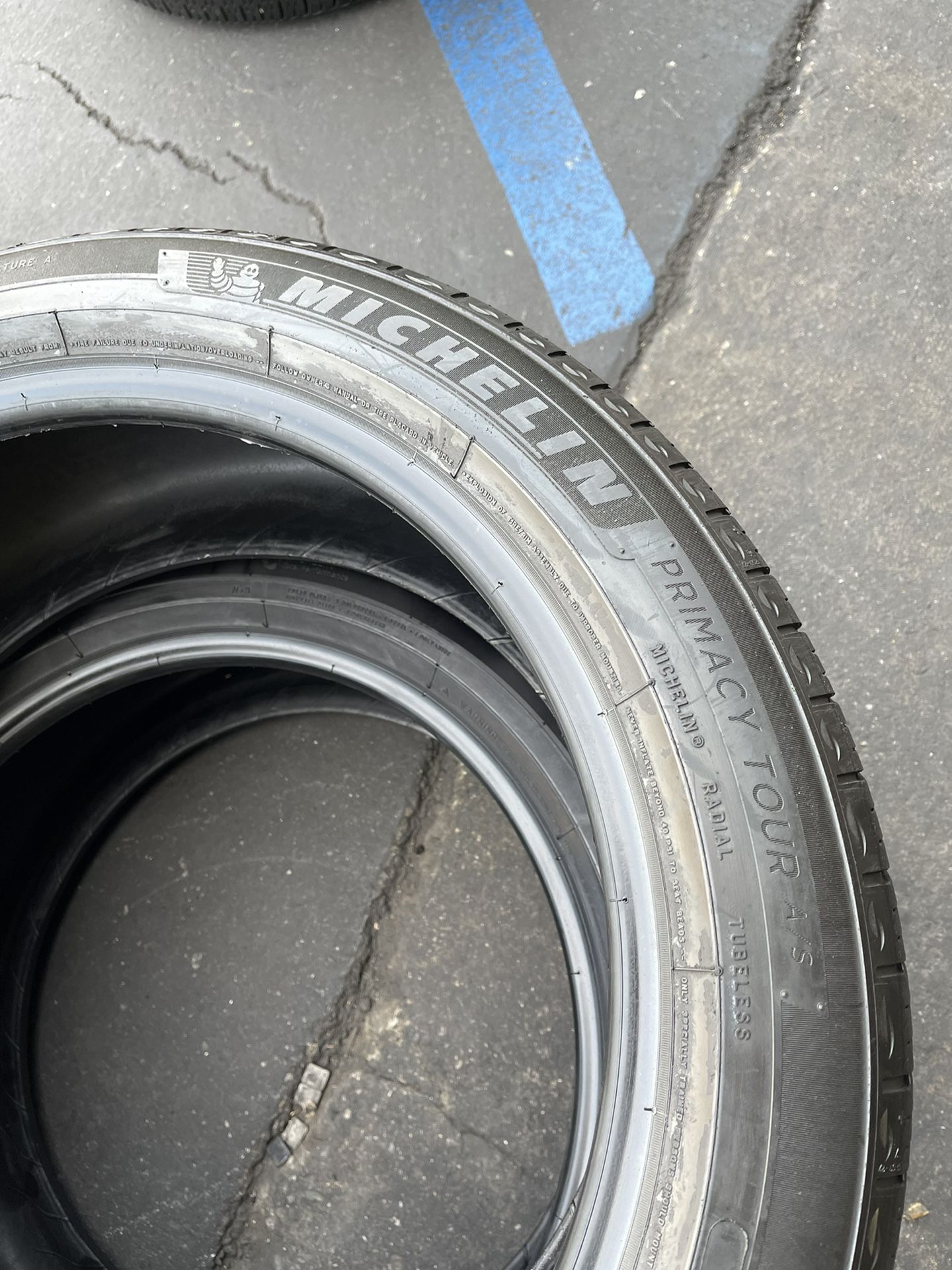 245/45/19 Michelin Primacy Tour