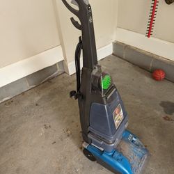 Bissell Carpet Cleaner 