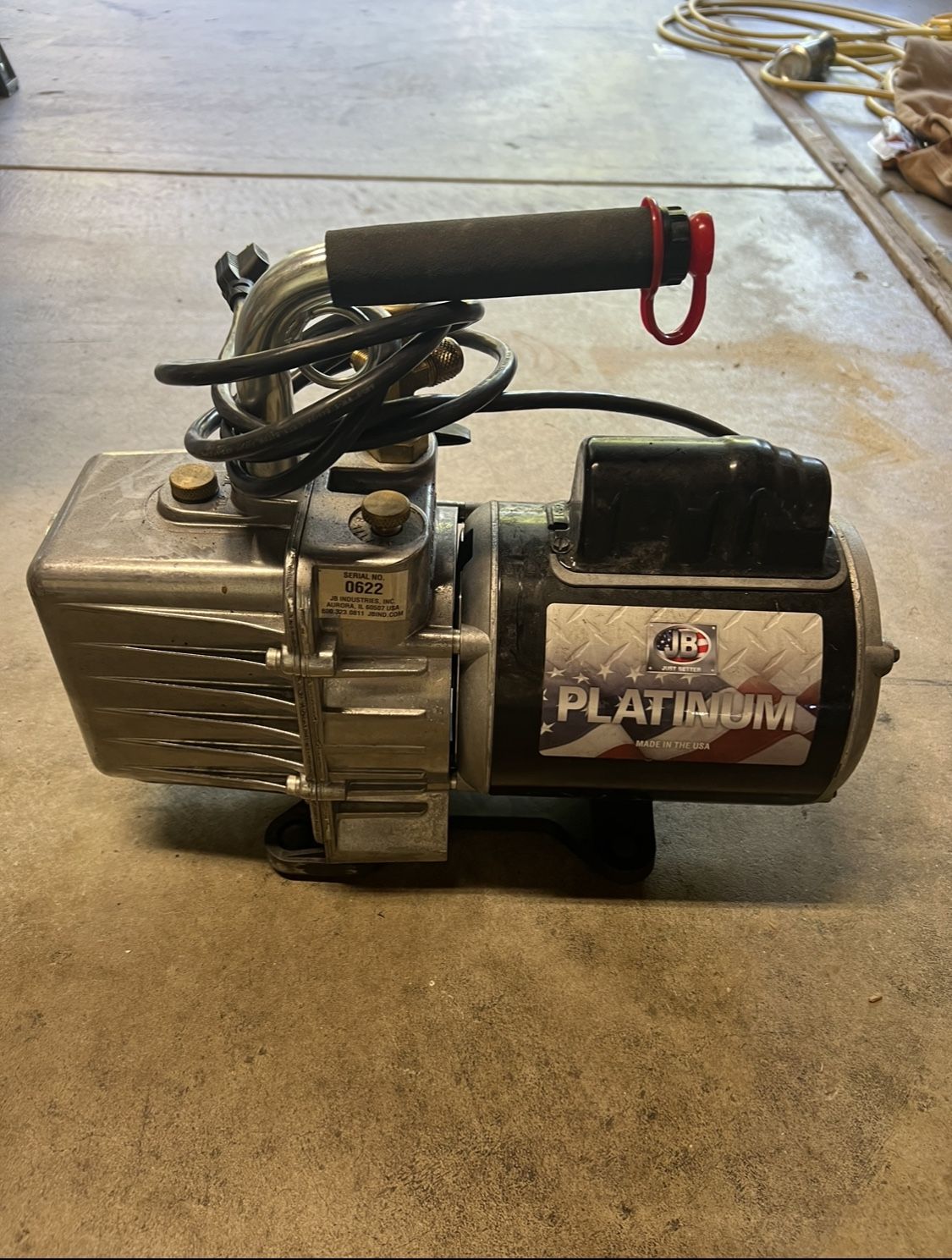 (2) 7cfm JB Platinum Vacuum Pumps And (8) Sets Of R410 Manifold/gauges