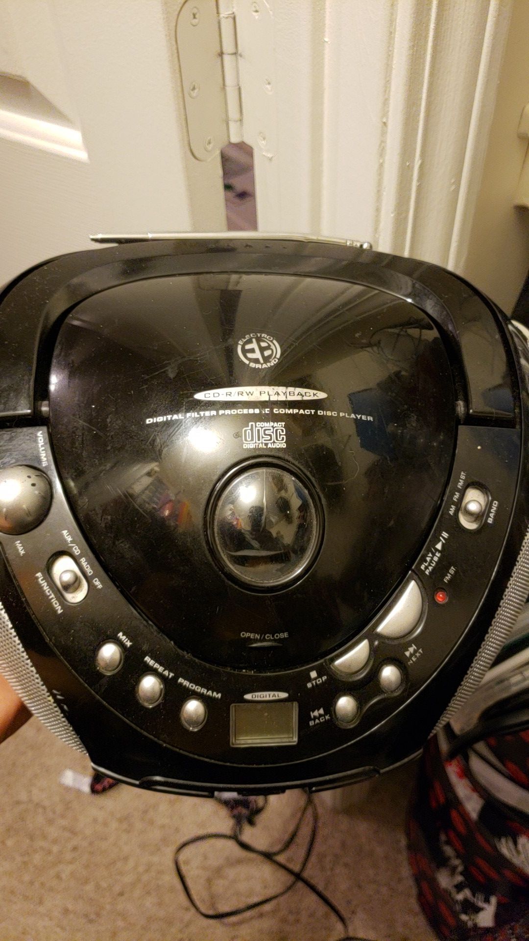 CD player with radio