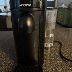 Nespresso Virtuoso Espresso Machine 