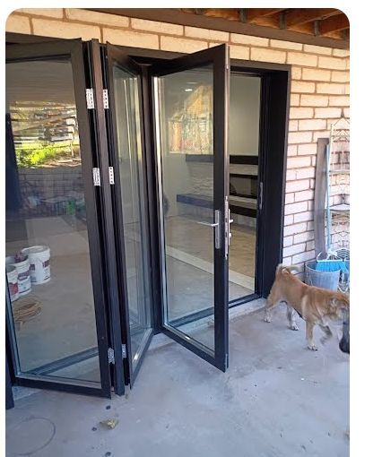 Vinyl Sliding doors & Windows - Aluminum Accordion folding Doors 