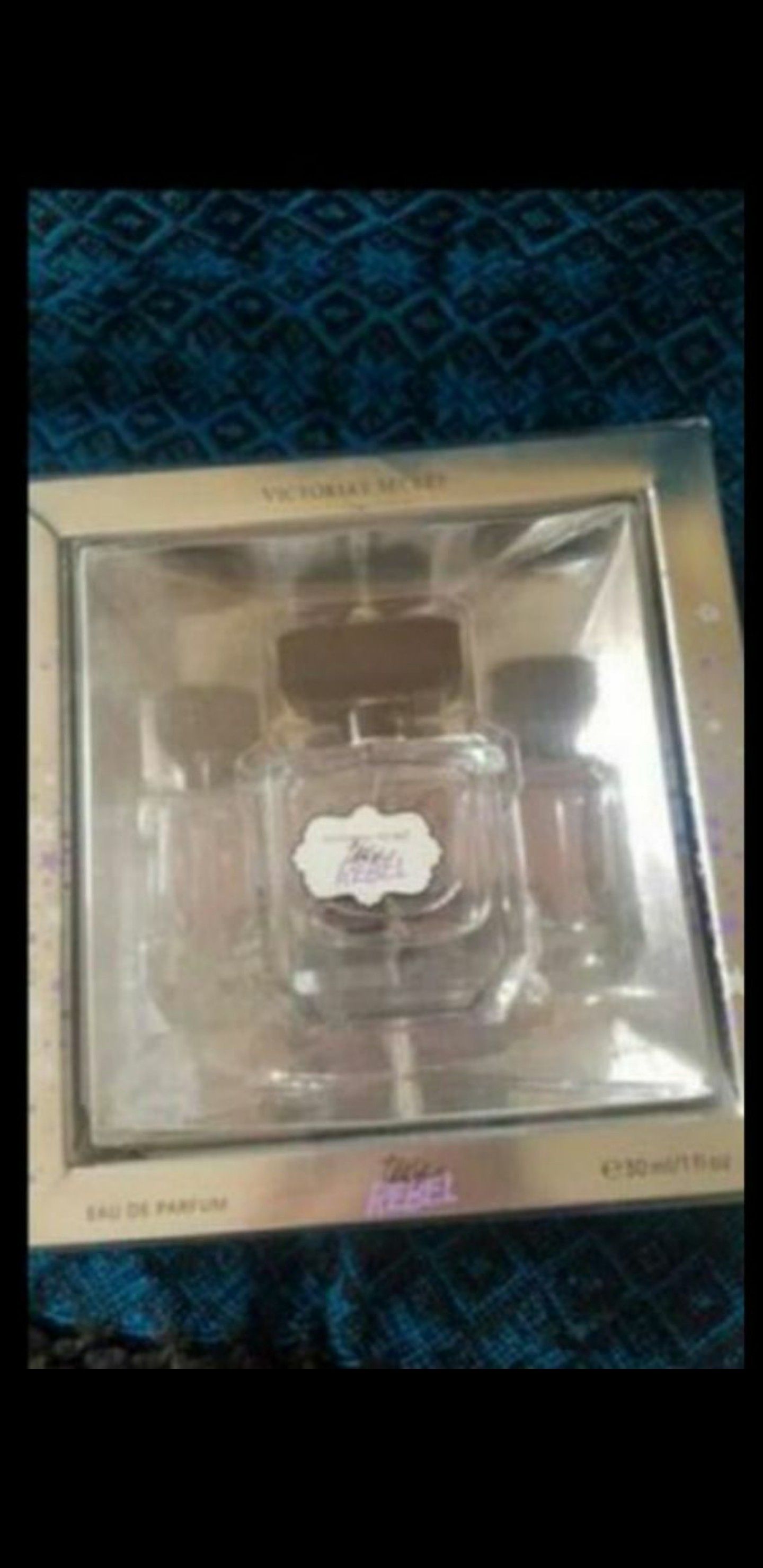 Victoria's secret TEASE REBEL