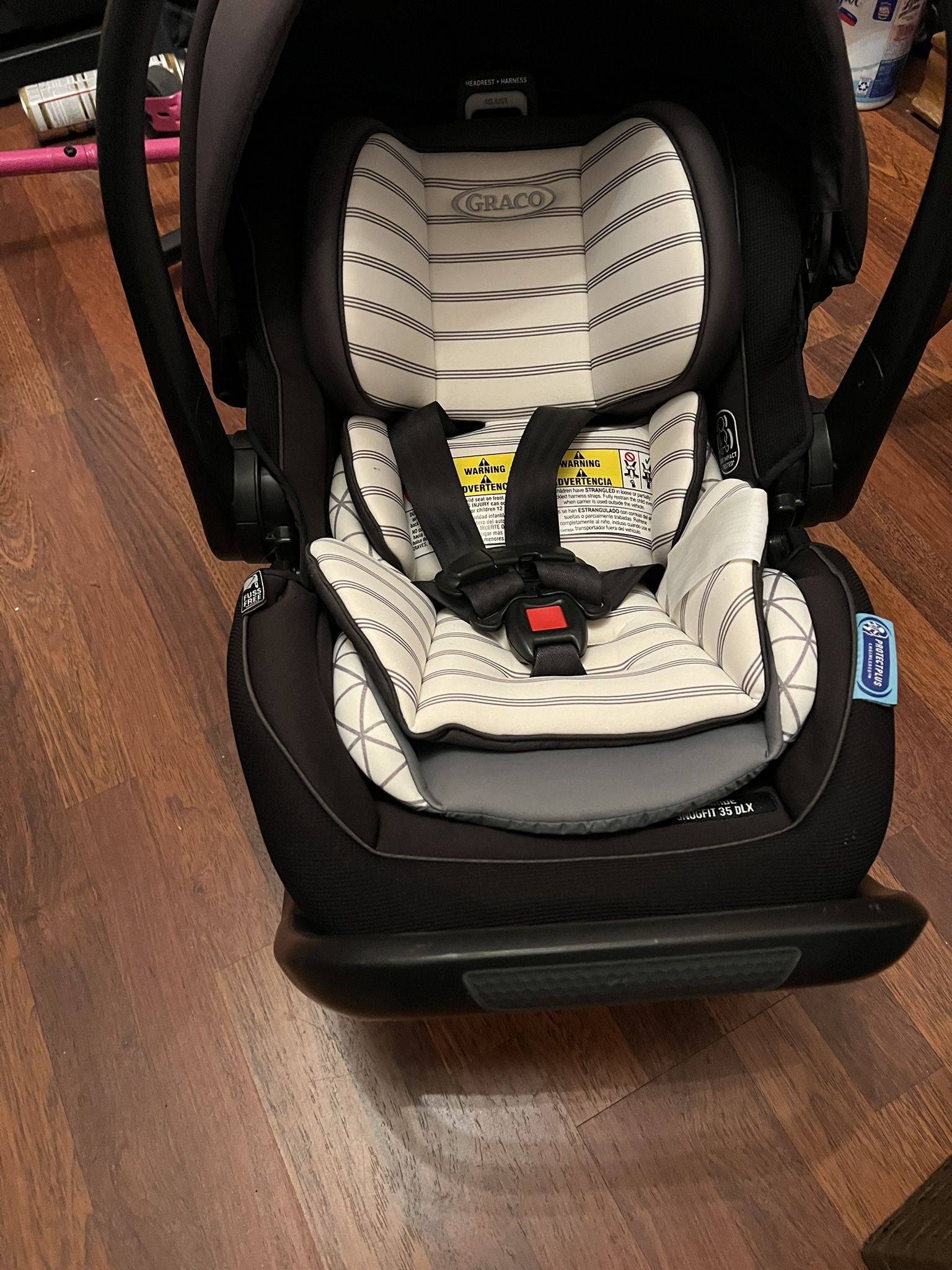 Graco Infant car seat