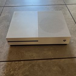 Xbox One S Fortnite Edition White