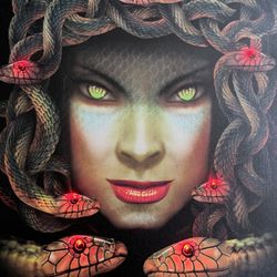 Medusa Canvas 