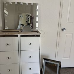 Vanity Drawers, And Mirrors