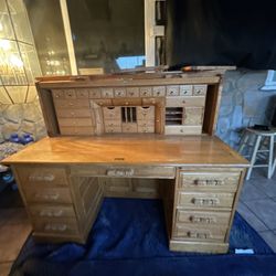 2 Piece Wooden Desk