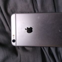 A Broken Sliver iPhone 6 