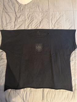 Vultures V1 shirt