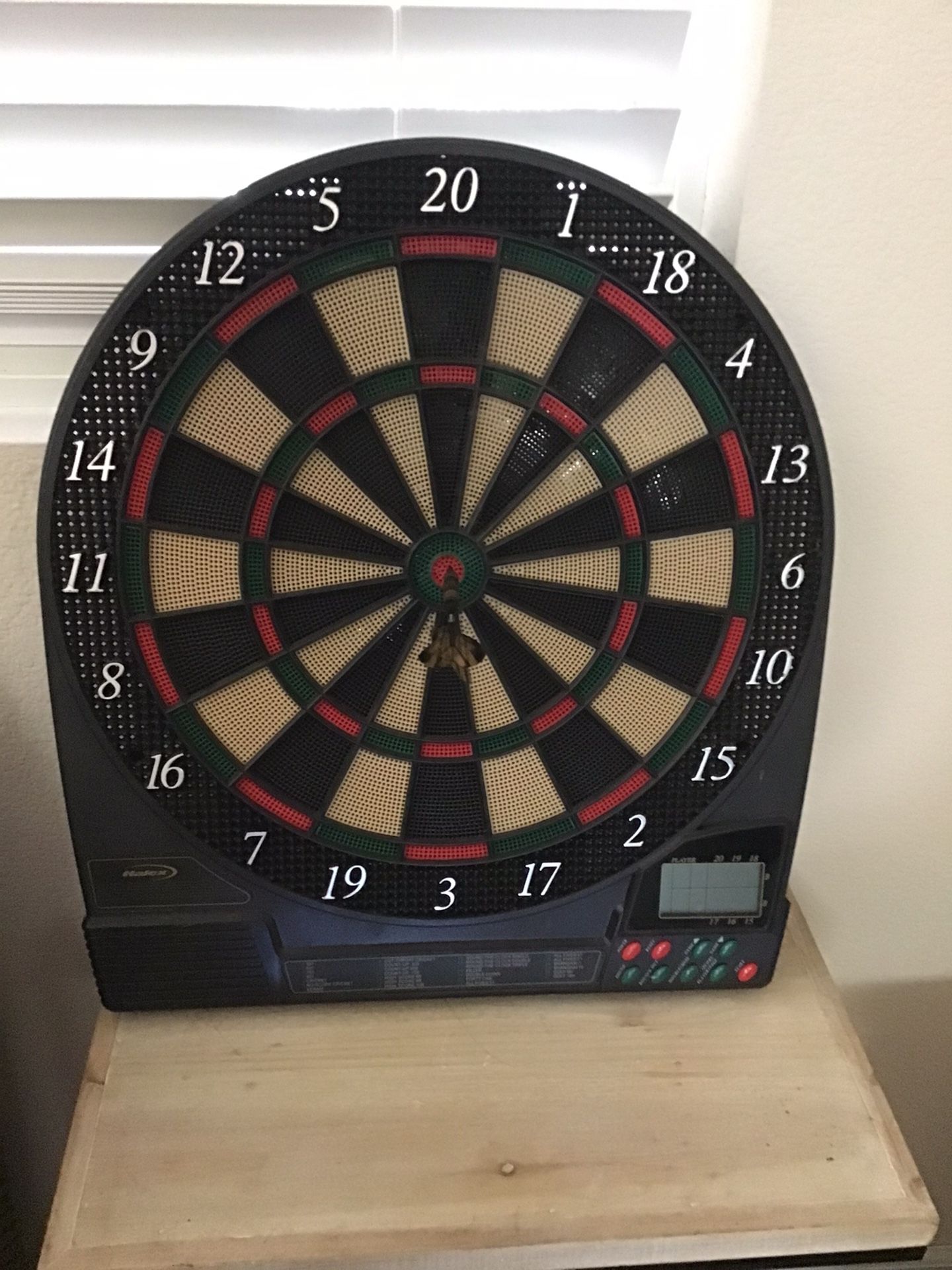 Electronic Dart Board 