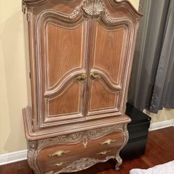 Antique King Size Bedroom Set 