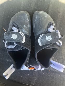 Climbing shoes