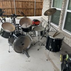 Five Piece Drum Set