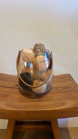 Glass decorative vase with leather handle