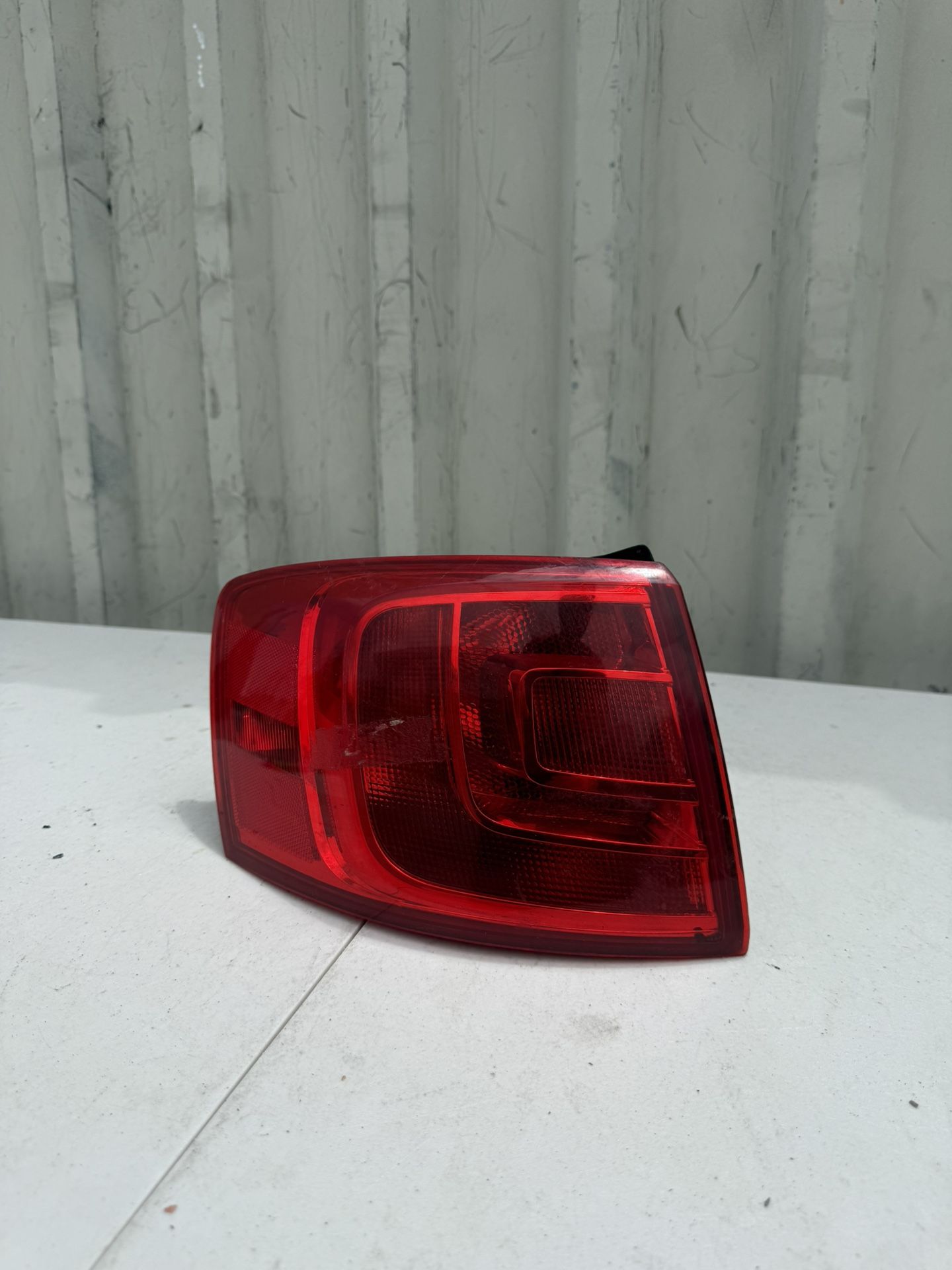 2011 2012 2013 2014 2015 Volkswagen Jetta Tail Light Tail Lamp Left Driver Side LH Used