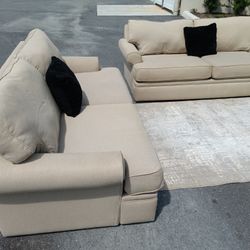 Beige Havertys Couch Set 