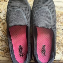 Sketchers Ladies, Size 11 Good Condition