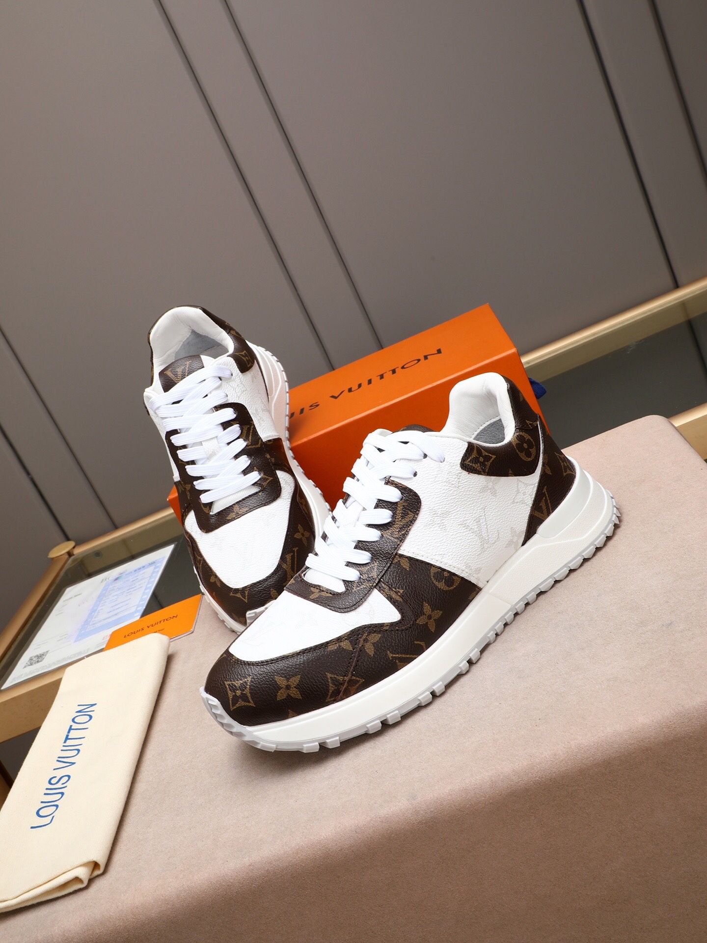 Men’s Casual Sports Shoes