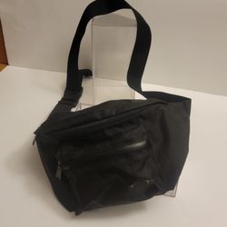 Hershel Supply Cross Body Bag