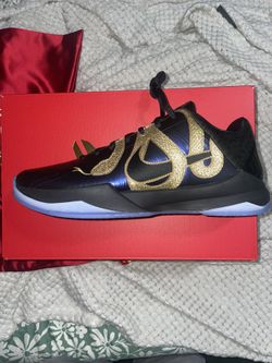 Nike Kobe V PROTRO Year Of The Mamba Size 10 Mens 