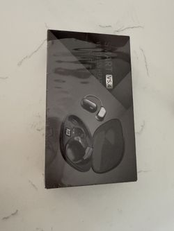 Translator Earbuds — Real-Time Language Translation