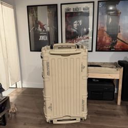 Explorer 10840 Large Rifle/Luggage Case