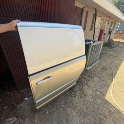 Dodge Grand Caravan 2008-2012 Left Side Slide Door