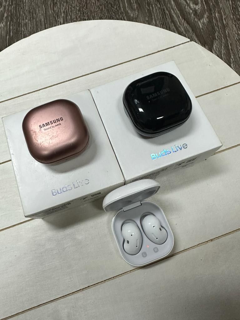 Samsung Galaxy Watch Buds Live Bluetooth Headphones 