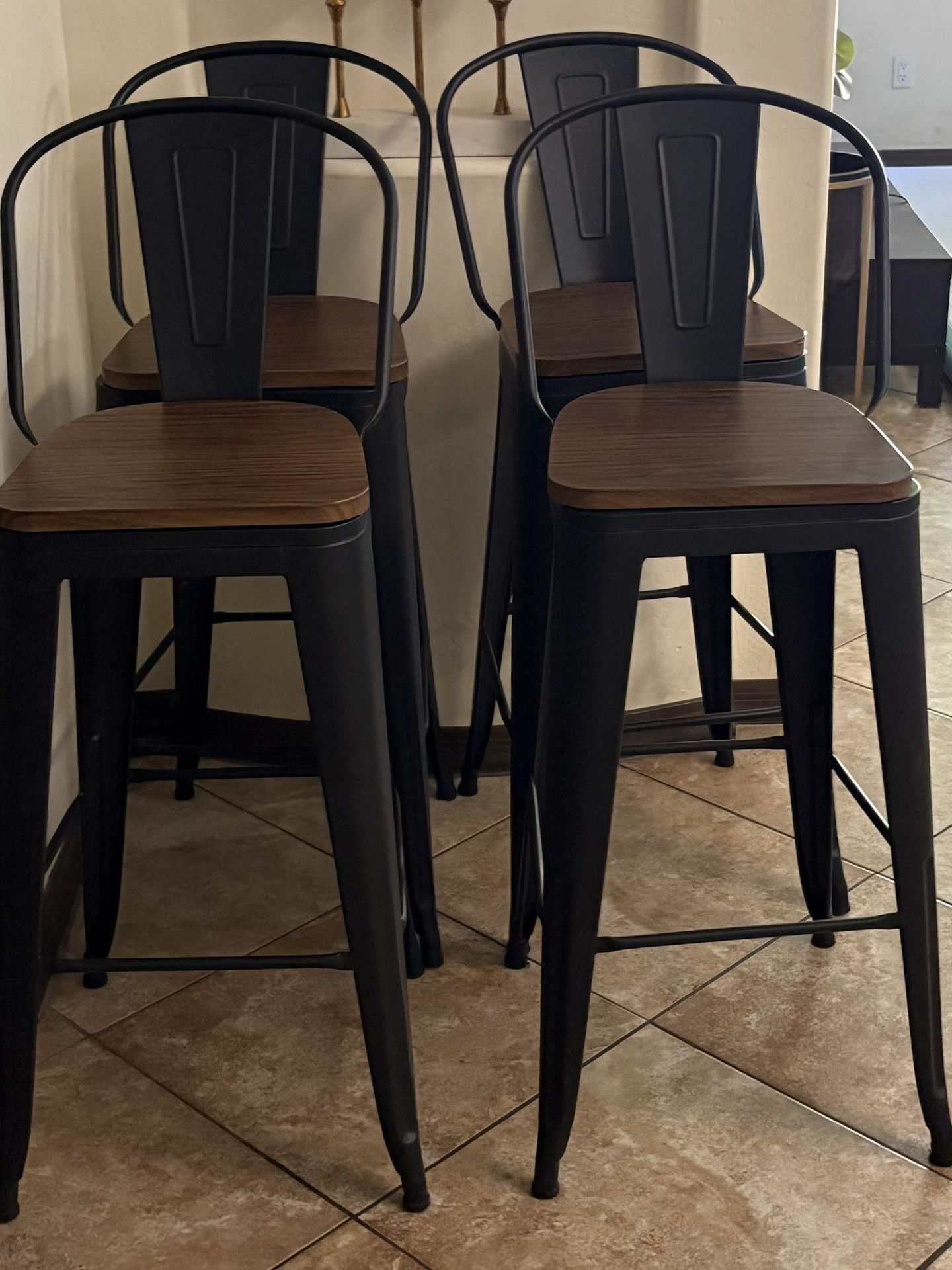 4 Swivel Barstools