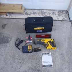 DEWALT XR 20v MAX Reciprocating Saw DCS367,Battery PLUS Charger & Blades
