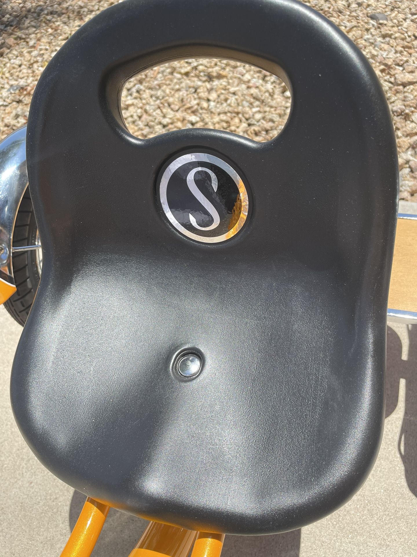 Schwinn roadster sales tricycle seat