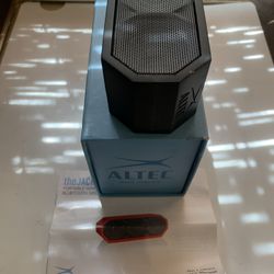 Bluetooth Speaker 