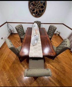 Dinning table