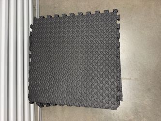 Free Interlocking Rubber Floor Mats