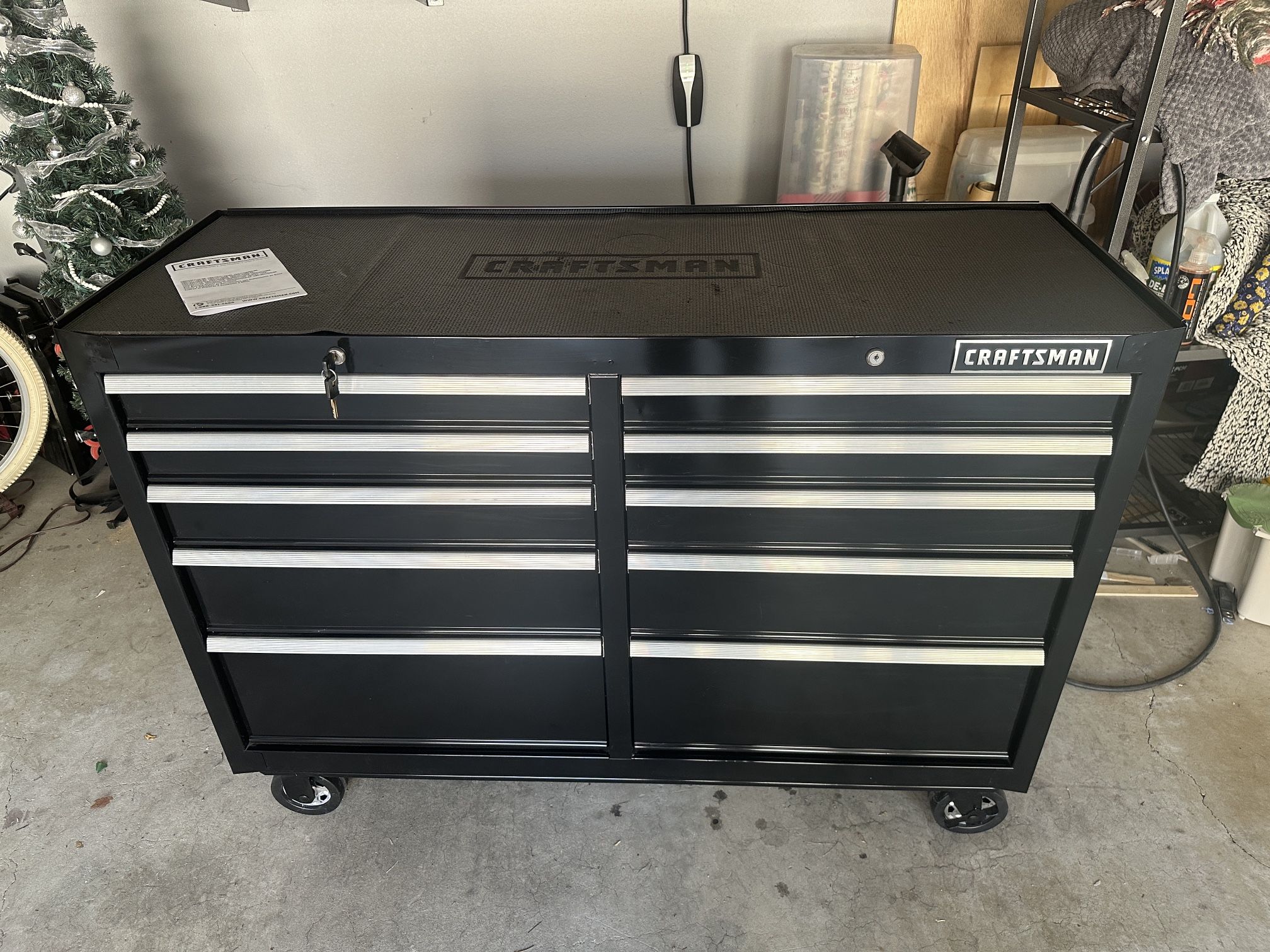 CRAFTSMAN 2000 Series 52-in W x 37.5-in H 10 — Drawer Steel Rolling Tool Cabinet ( Black )