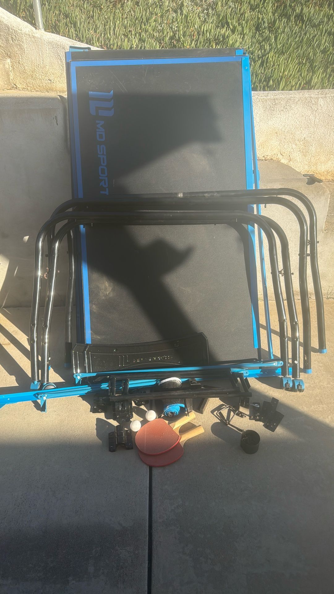 Ping Pong Table 