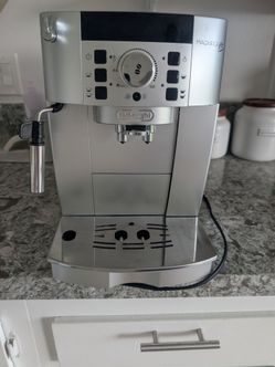 Delonghi Magnifico Espresso Maker