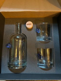 BenShot Whiskey Decanter and Glasses Gift Set