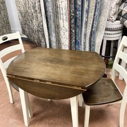 New Table & 2 Chairs  🔥🔥 IN STOCK 