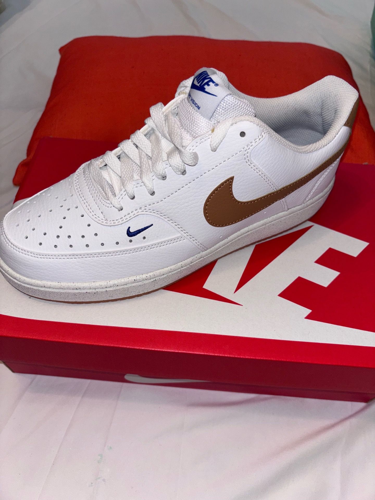 Nike