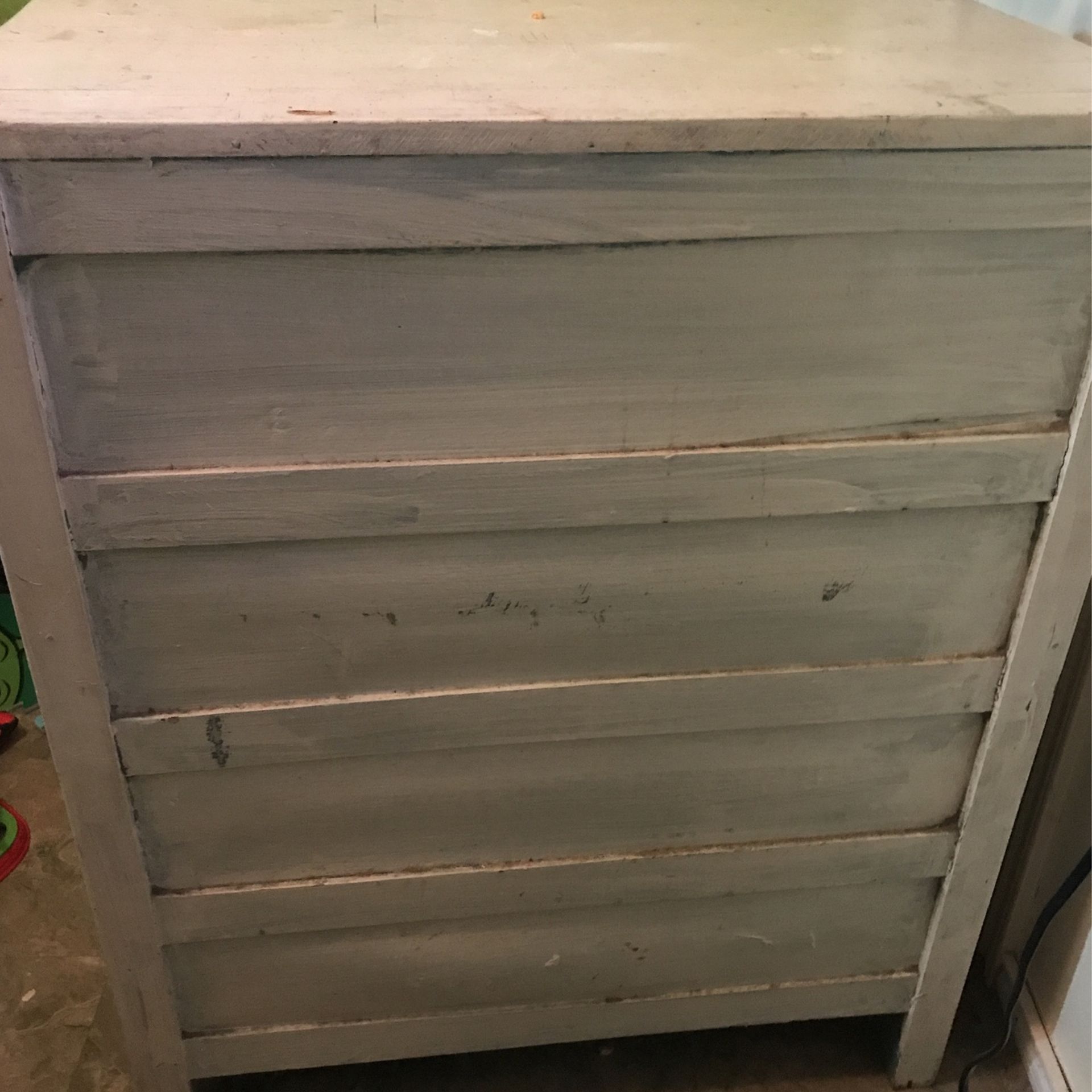 Dresser